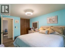 86 Marion AVENUE - 23