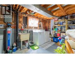 86 Marion AVENUE - 29