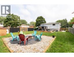 86 Marion AVENUE - 4