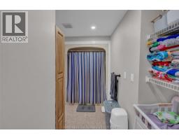 104 Erie STREET South - 27
