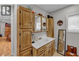 104 Erie STREET South - 29
