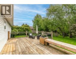 91 Goodal DRIVE - 9