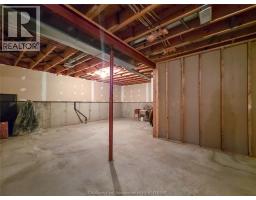 21 Earl DRIVE - 44