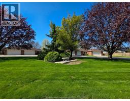 21 Earl DRIVE - 8