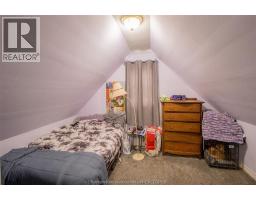 100 Taylor AVENUE - 16