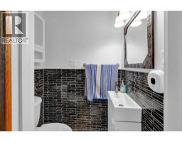20928 Victoria ROAD - 21