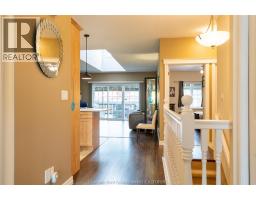 27 McIntosh AVENUE - 11