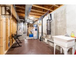 27 McIntosh AVENUE - 38