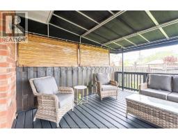 27 McIntosh AVENUE - 41