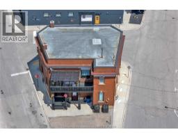 500 Wallace STREET - 3
