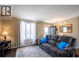 227 Bristol DRIVE - 10