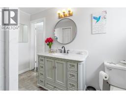 95 ISLAND CRESCENT - 20