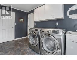 457 MCNAUGHTON AVENUE East - 24