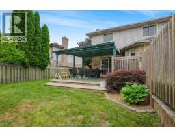 115 HEDGE MAPLE Path - 43
