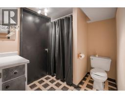 108 Faubert DRIVE - 26