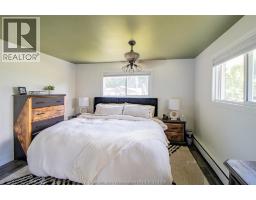 67 Walnut DRIVE - 16