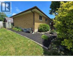 83 HOLLAND AVENUE - 2
