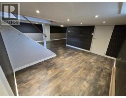 83 HOLLAND AVENUE - 27
