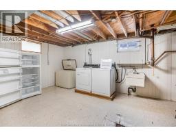 252 Tweedsmuir AVENUE East - 30