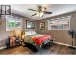 71 McFarlane DRIVE - 16