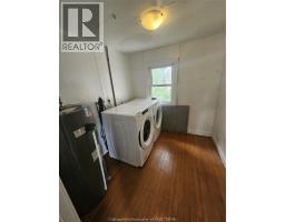 82 Taylor AVENUE - 6
