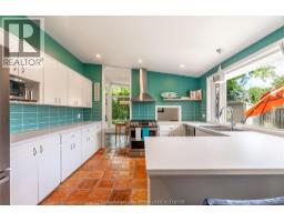 549 LACROIX STREET - 10