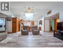 93 GREGORY DRIVE - 15