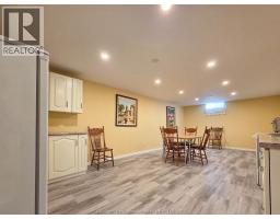 93 GREGORY DRIVE - 27