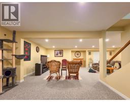 93 GREGORY DRIVE - 37