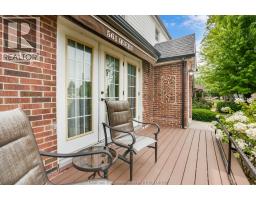 561 QUEEN STREET - 7