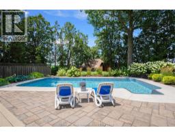9133 Woodland CRESCENT - 12