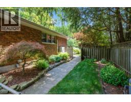 9133 Woodland CRESCENT - 16