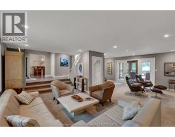9133 Woodland CRESCENT - 19