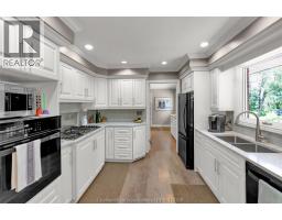 9133 Woodland CRESCENT - 23