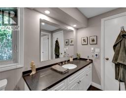 9133 Woodland CRESCENT - 39