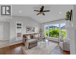 15 Sienna COURT - 16