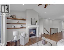 15 Sienna COURT - 17