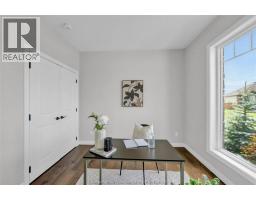 15 Sienna COURT - 28
