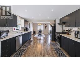 612 SIMCOE STREET - 9