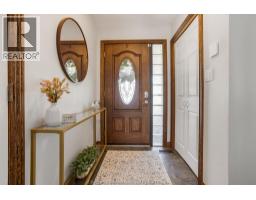 106 UNIVERSITY DRIVE - 3