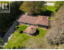 21095 VICTORIA ROAD - 36