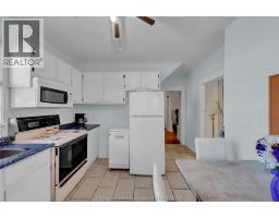448 Queen STREET - 14