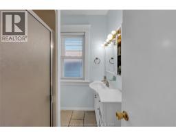 448 Queen STREET - 17