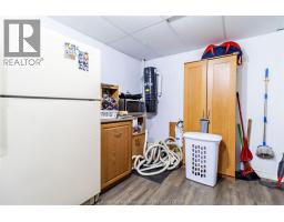 6 BIDDELL AVENUE - 35