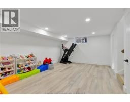 15 Churchill Park ROAD - 34