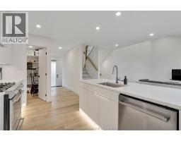 15 Churchill Park ROAD - 5