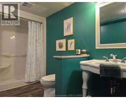 615 Lacroix STREET - 38