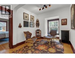 411 King STREET West - 26