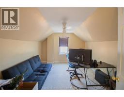 264 Forest STREET - 20