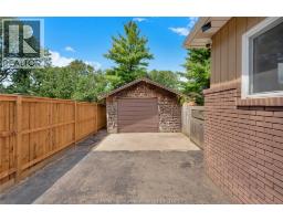 59 Wiltshire DRIVE - 44